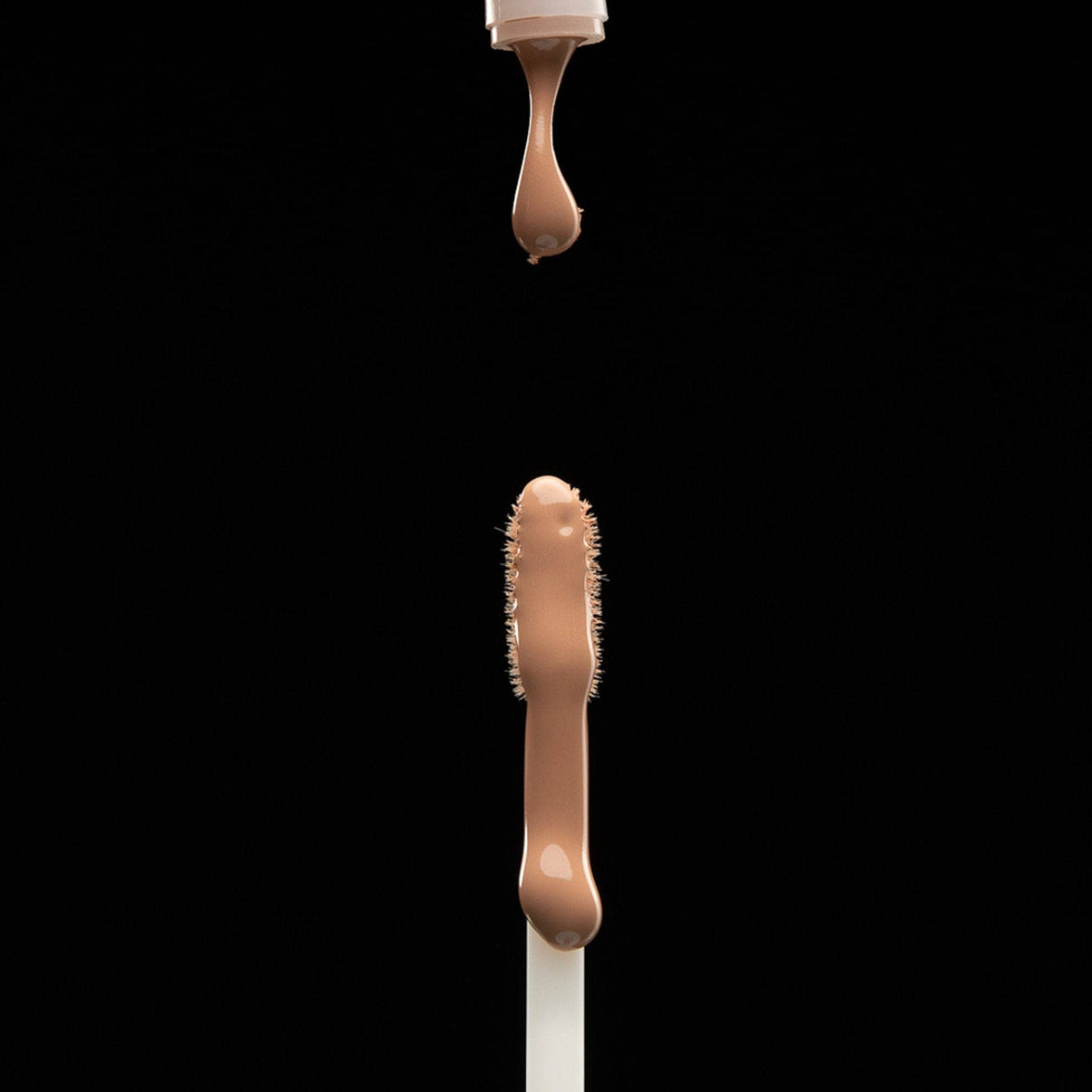 Nudefix cream concealer in shade nude 3 brush with product