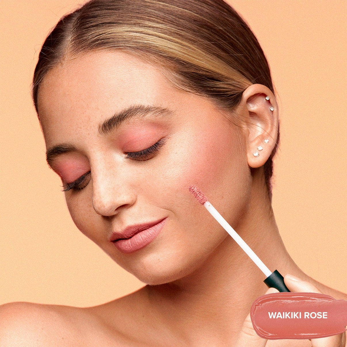 Ally Frankel applying on Magnetic Plush Paints in shade waikiki rose